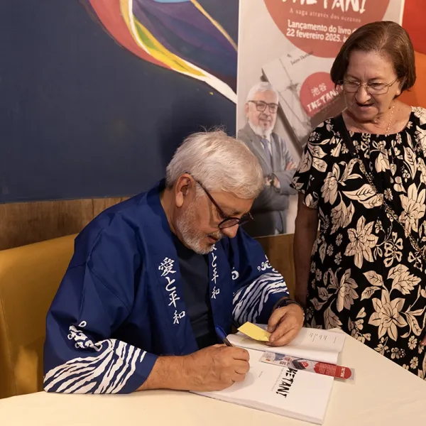 Lançamento do Livro 165
