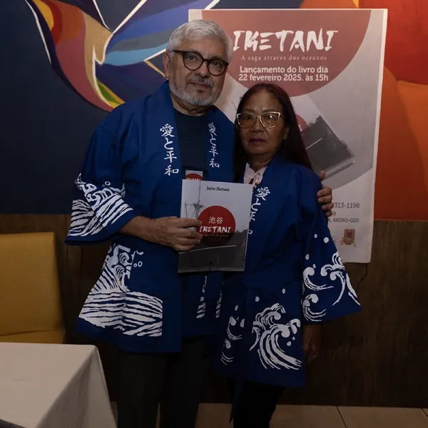 Lançamento do Livro 215