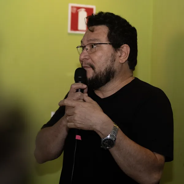 Lançamento do Livro 381